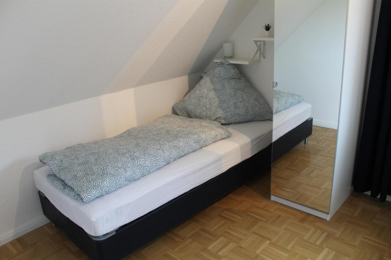 Ferienhaus Am Seedeich Емден Екстериор снимка