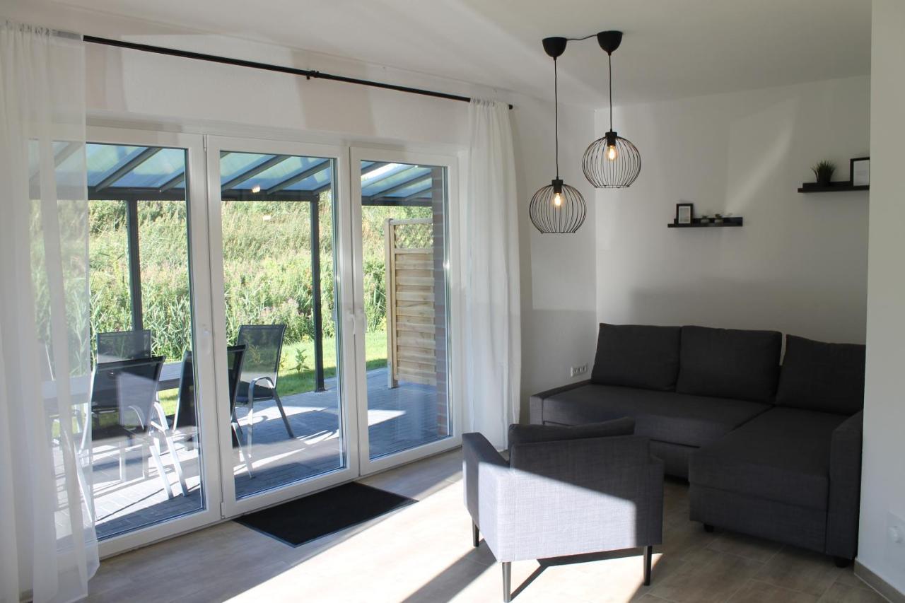 Ferienhaus Am Seedeich Емден Екстериор снимка