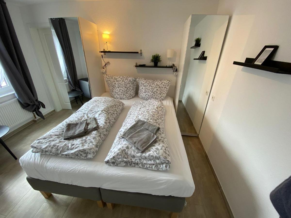Ferienhaus Am Seedeich Емден Екстериор снимка