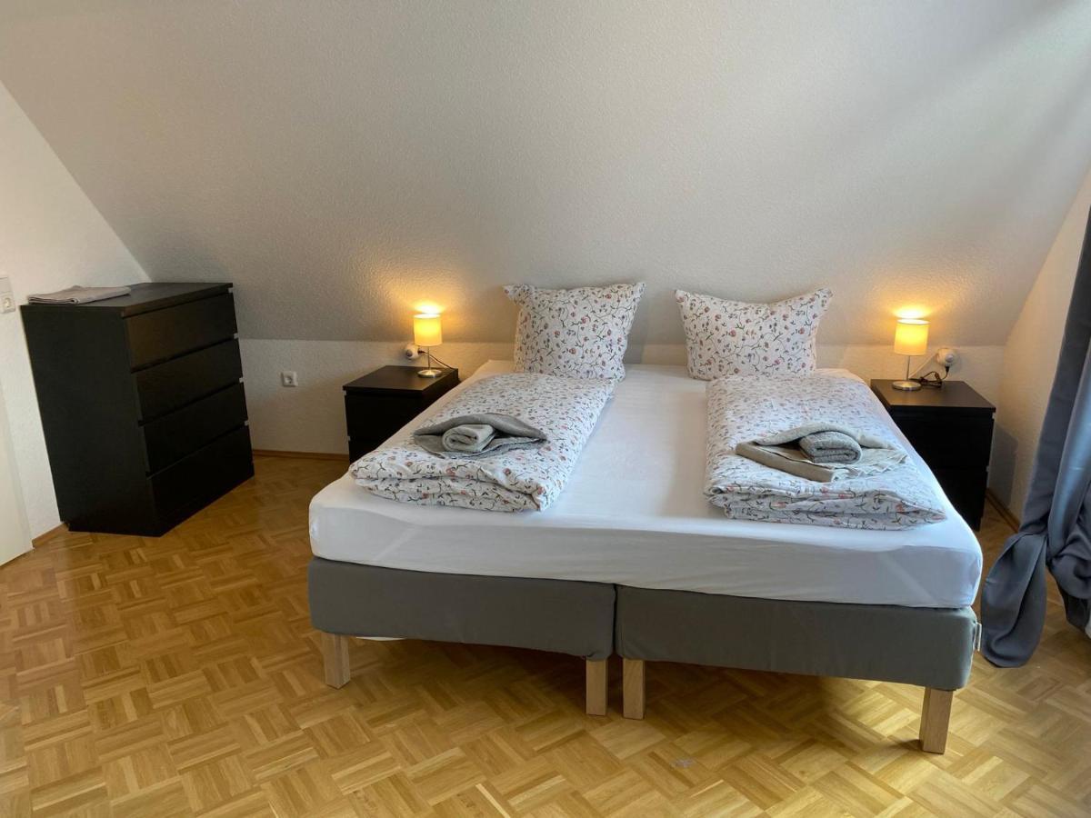 Ferienhaus Am Seedeich Емден Екстериор снимка